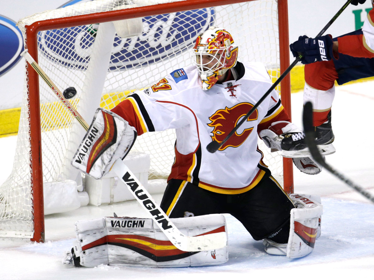 mike-smith-flames-nhl-1600.jpg