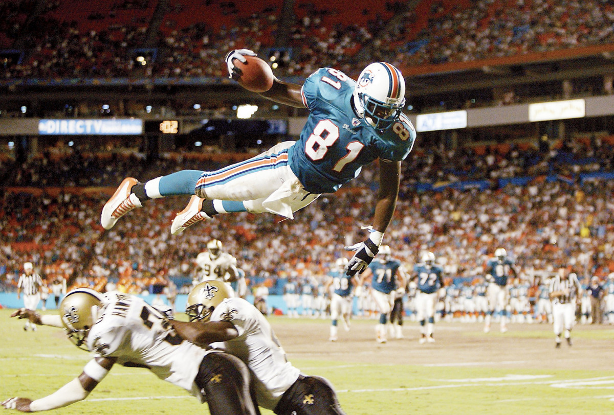 Miami_Dolphins_Vault_00001.JPG