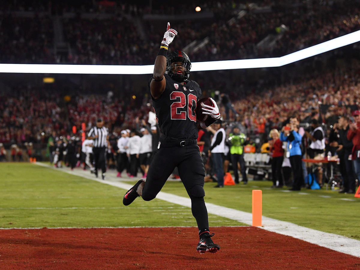 Averaging just a shade under 200 yards per game, Love has next-level instincts and speed that frequently leave him all alone on the way to the end zone.