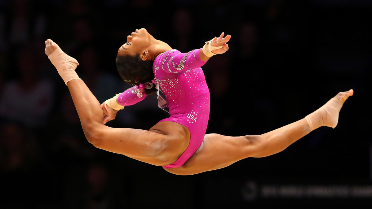 Gabby-Douglas-Alex-Livesey.jpg