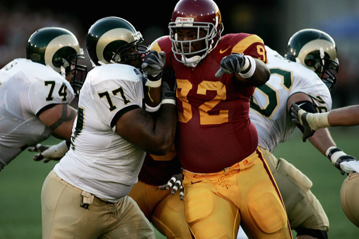 Manny Wright, shown here at USC in 2004, won a college national championship with the Trojans and a Super Bowl with the Giants.