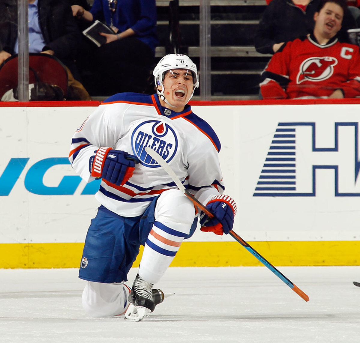 2012-Nail-Yakupov.jpg