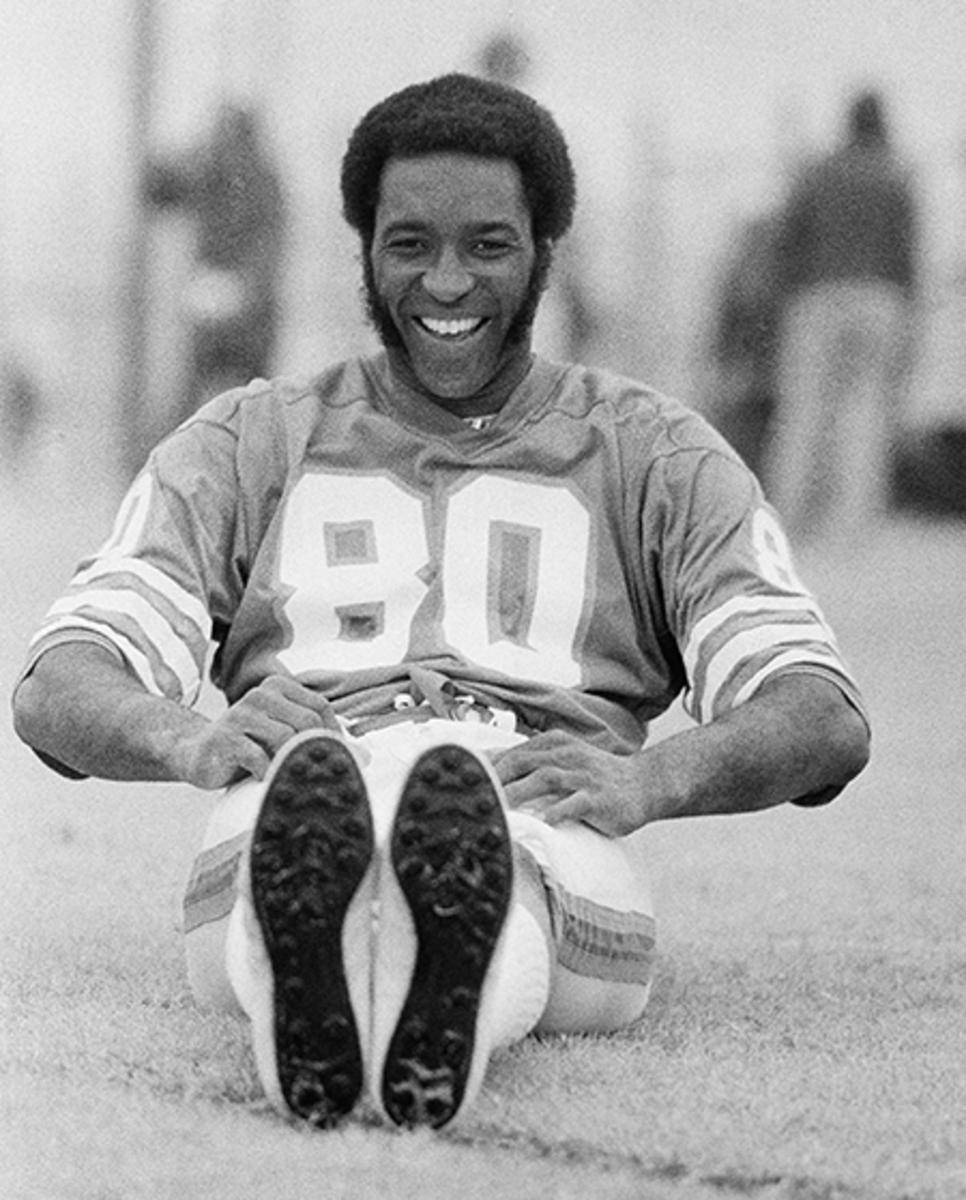Marv Fleming warms up for Super Bowl VIII in Houston, 1974.