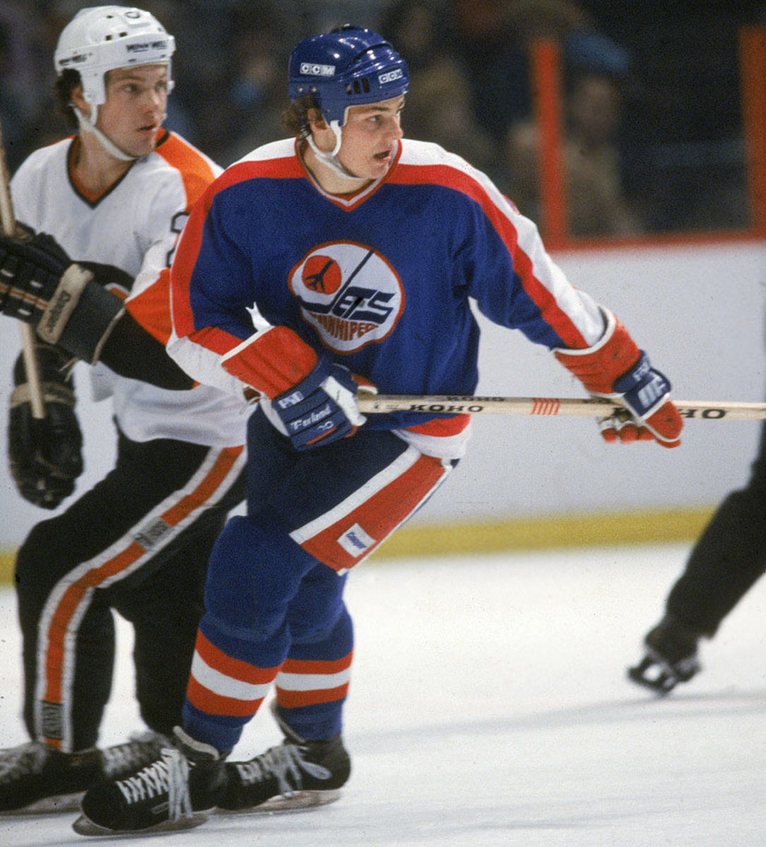 1981-Dale-Hawerchuk_0.jpg