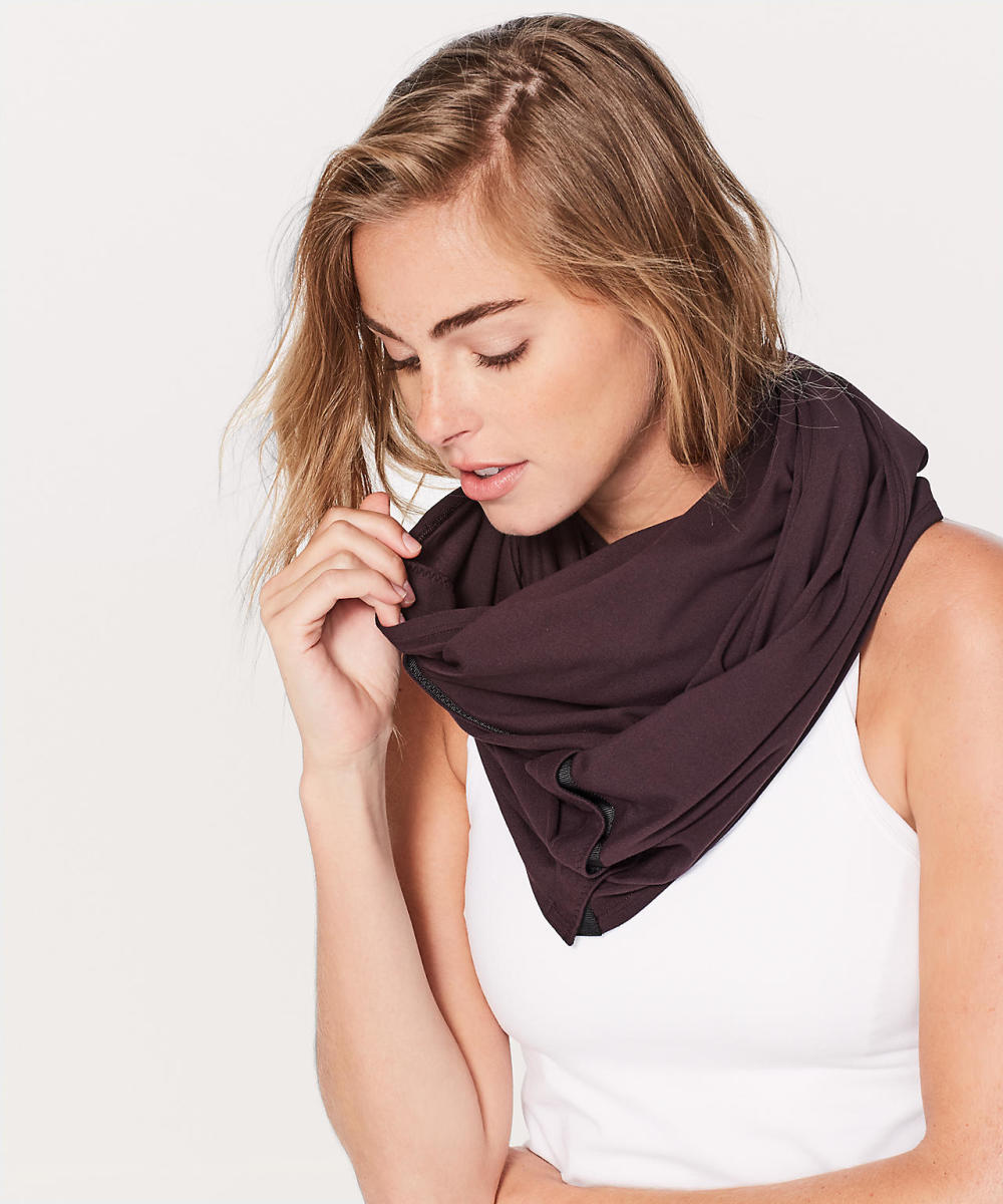 lululemon-scarf_0.jpeg