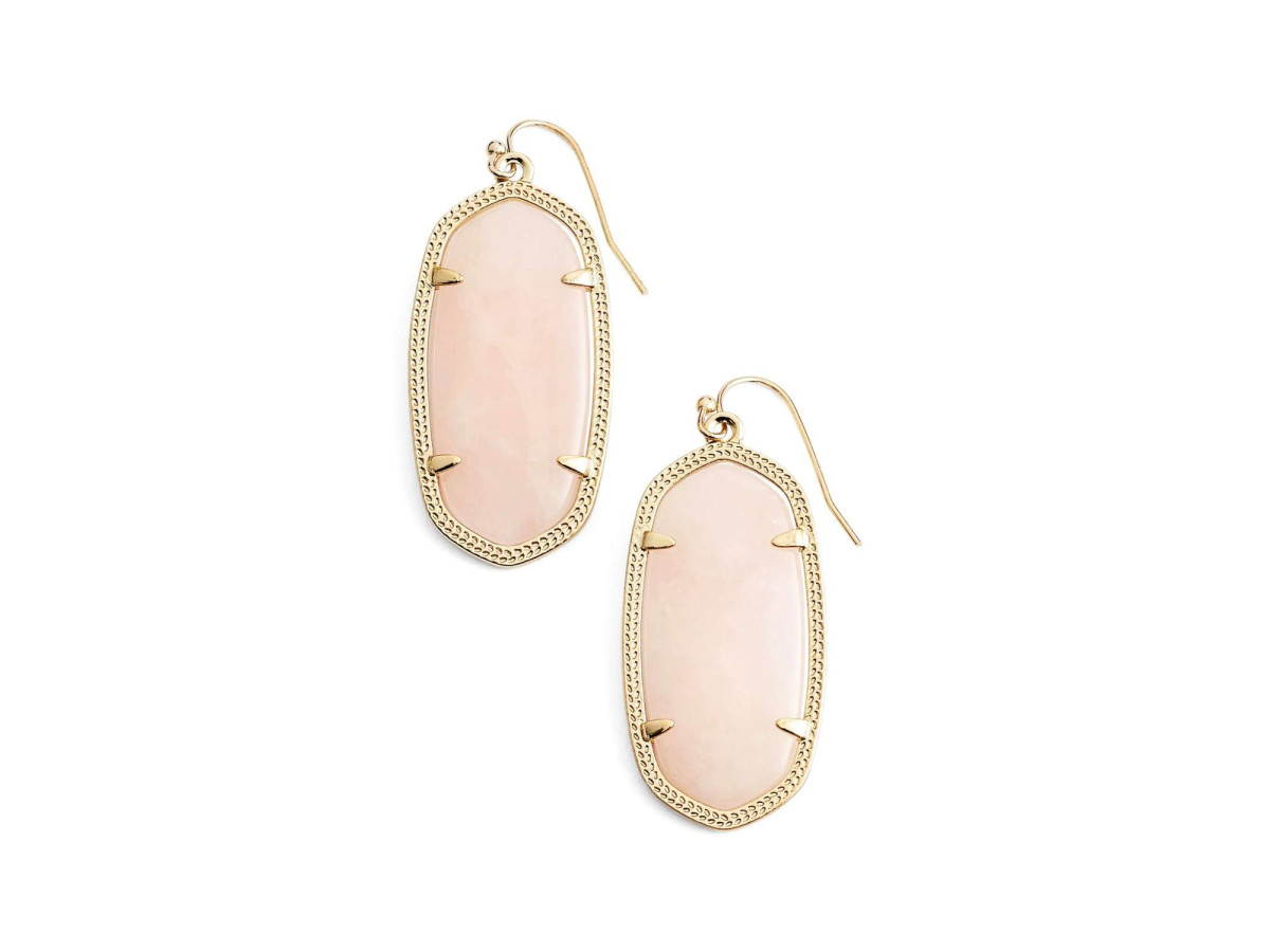 kendra-scott-earrings-final_0.jpg