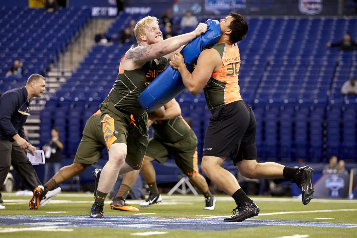 2014-Jack-Mewhort-Jake-Matthews-op44-285946.jpg