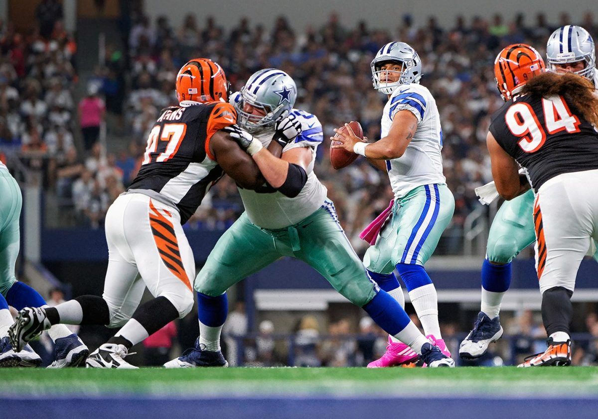 Zack-Martin-SI579_TK1_01302-_rawfinal.jpg