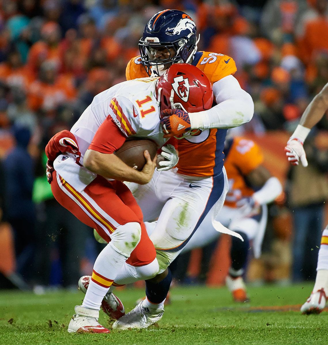 Von-Miller-SI624_TK1_01606.jpg