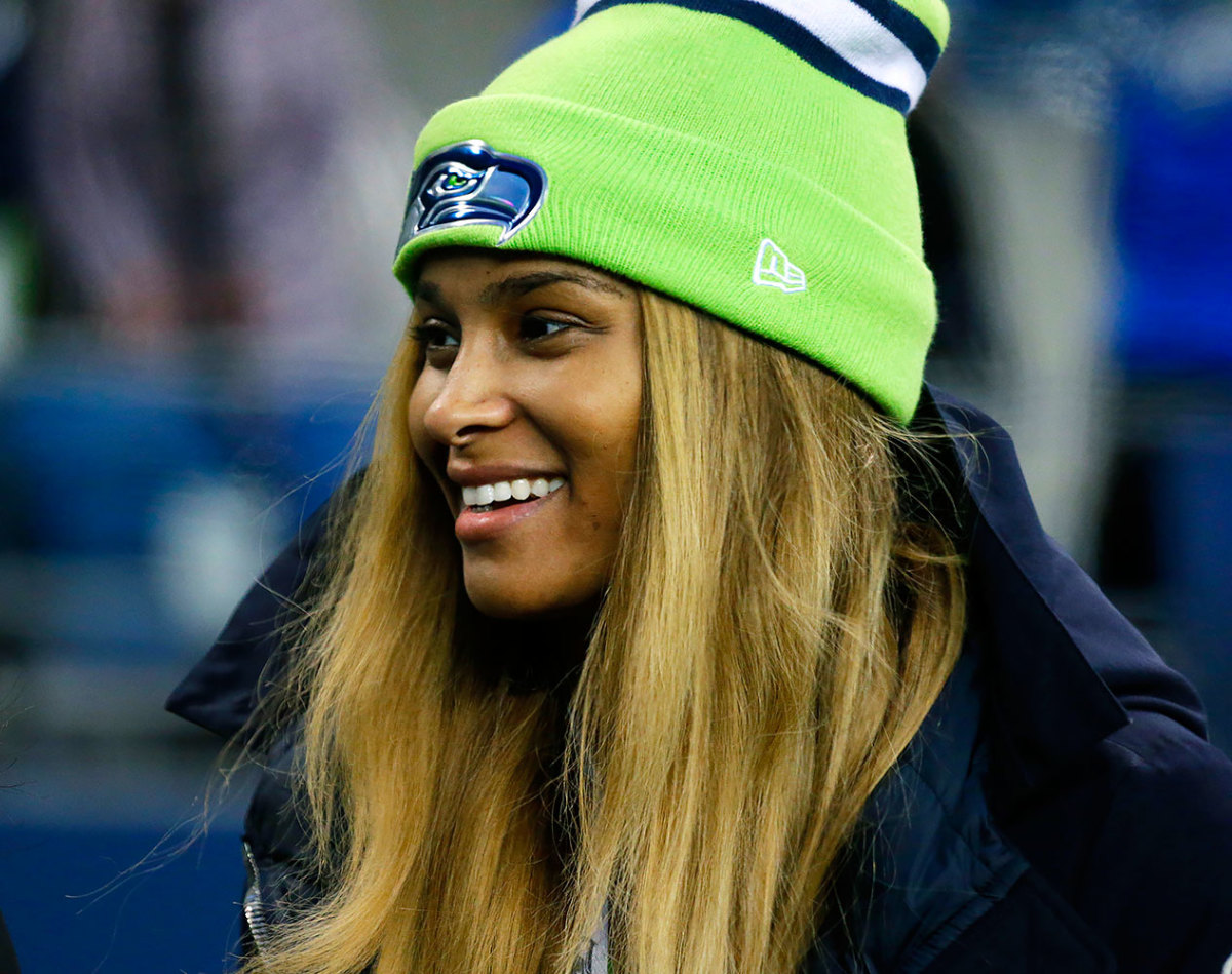 2016-1215-Ciara.jpg