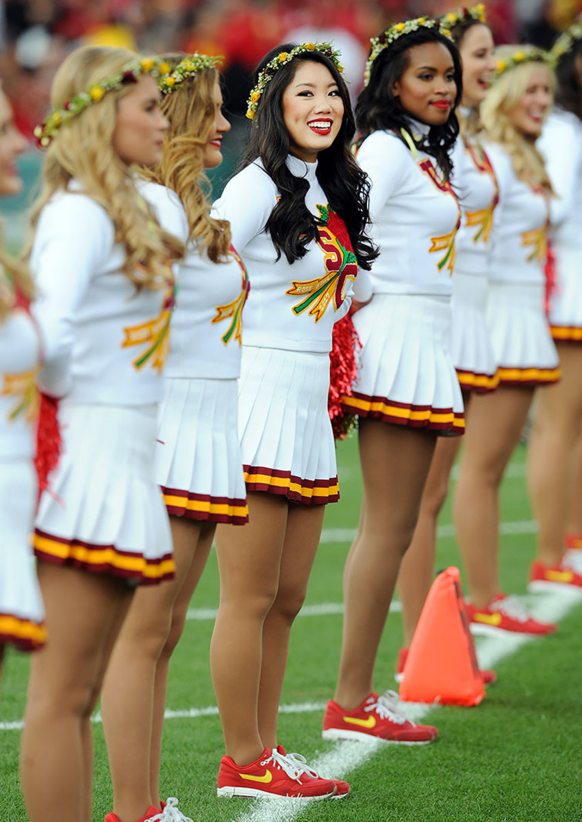 USC-Trojans-Song-Girls-cheerleaders-GettyImages-630978490_master.jpg