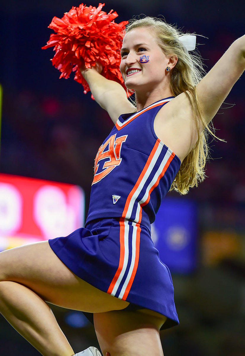 Auburn-Tigers-cheerleaders-GettyImages-630989970_master.jpg