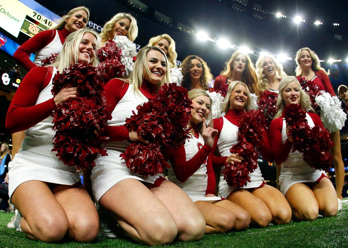 Oklahoma-Sooners-cheerleaders-630814416.jpg