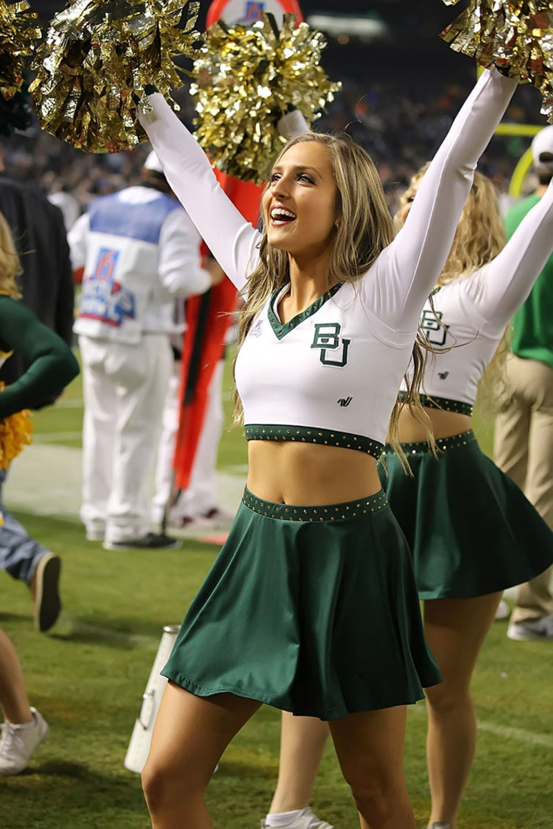 Baylor_Cheerleader-WYP_5056.jpg