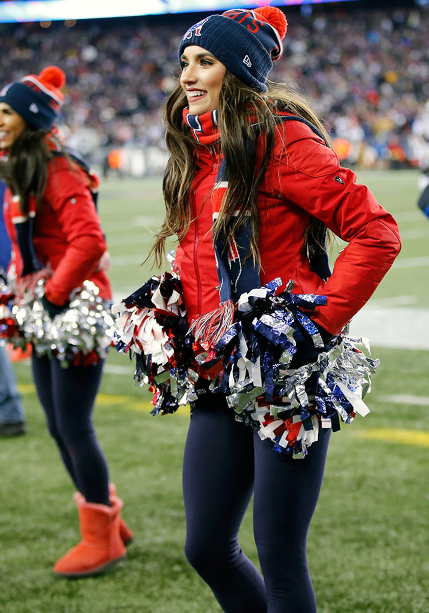 New-England-Patriots-cheerleaders-GettyImages-631828812.jpg