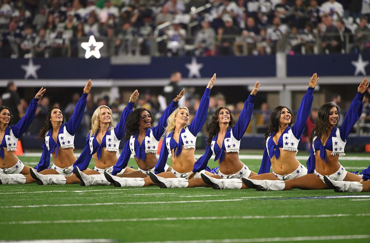 Dallas-Cowboys-cheerleaders-SI690_TK1_-00894.jpg