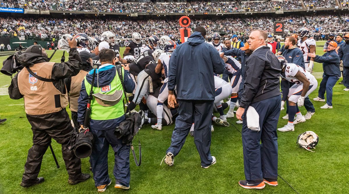 Raiders-Broncos-Brawl.jpg