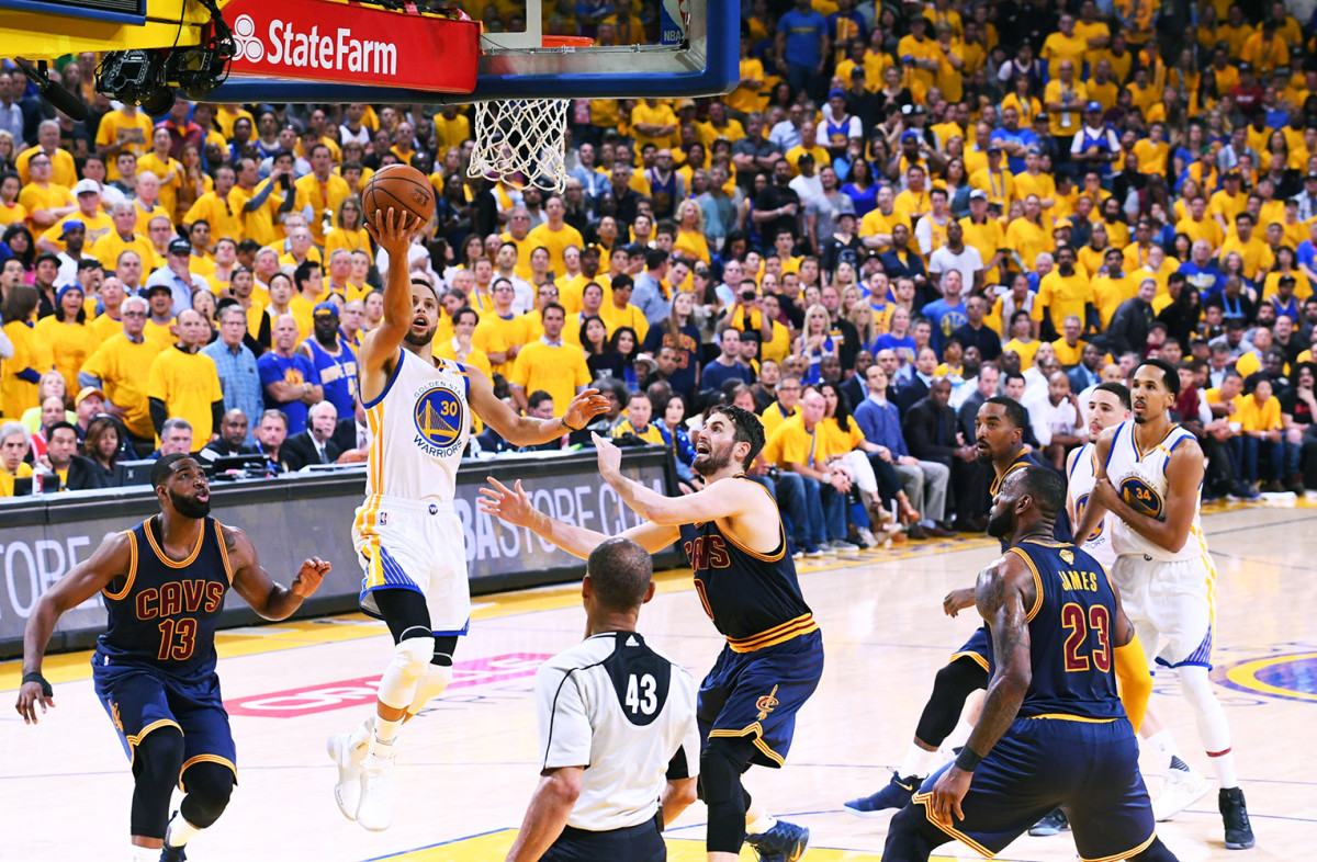 26_GSW_Stephen_Curry.JPG