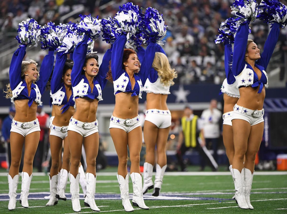 Dallas-Cowboys-cheerleaders-SI690_TK1_-00872.jpg