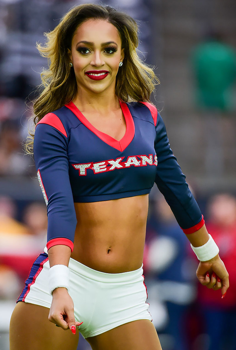 Houston-Texans-cheerleaders-GettyImages-631277228_master.jpg