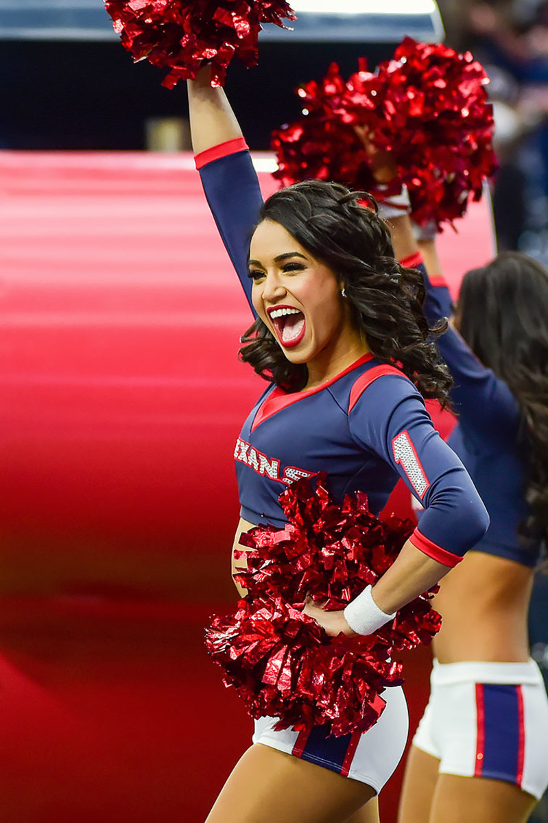 Houston-Texans-cheerleaders-GettyImages-631277494_master.jpg