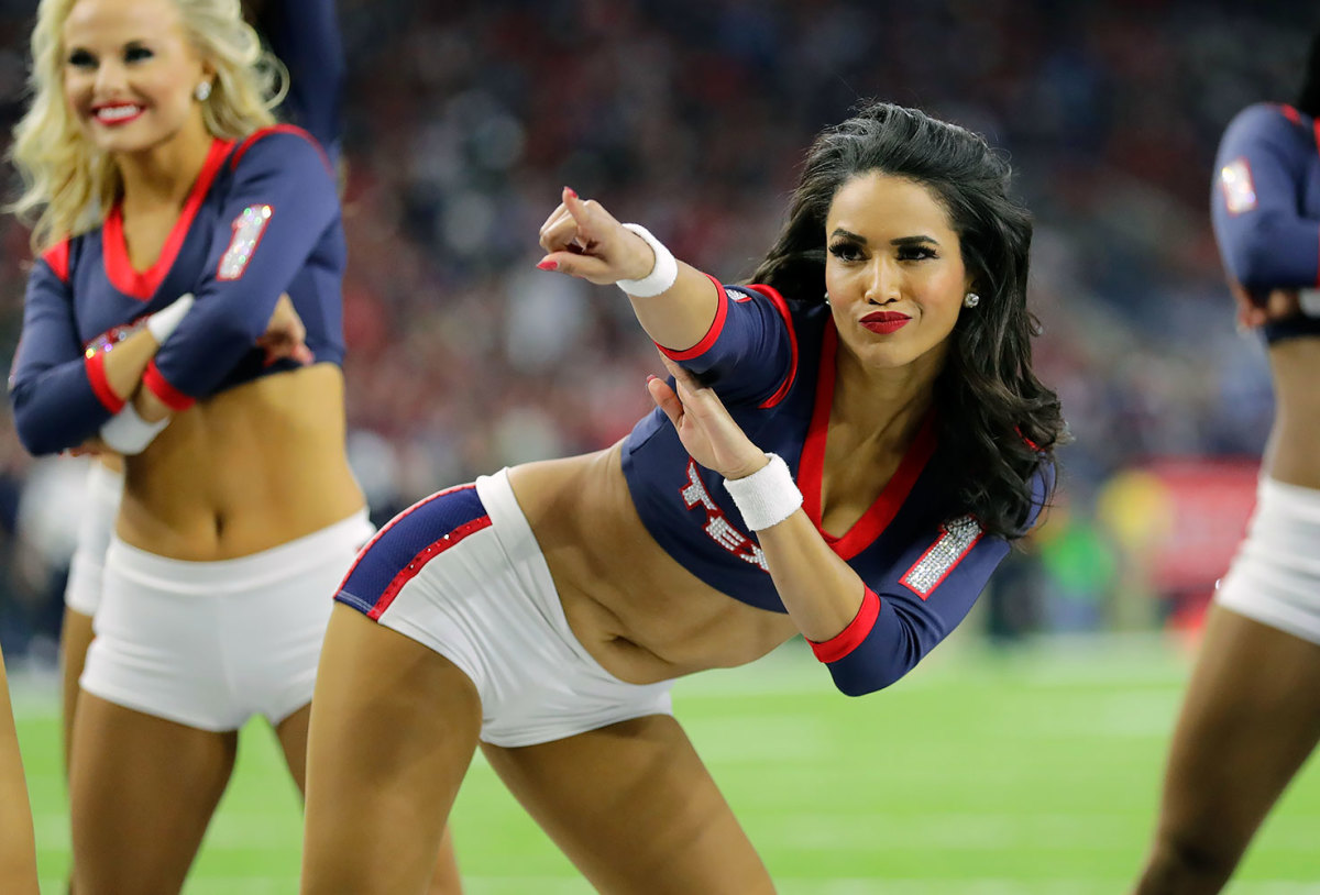 Houston-Texans-cheerleaders-GettyImages-637974378_master.jpg