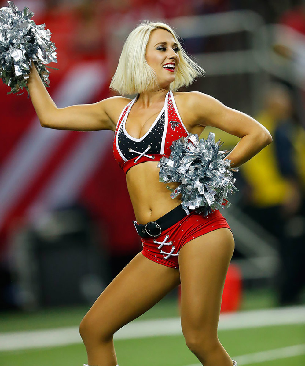 Atlanta-Falcons-cheerleaders-AP_17014768847779.jpg