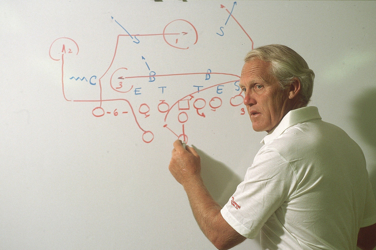 Bill Walsh was ahead of his time on analytics, even if he didn’t know it.