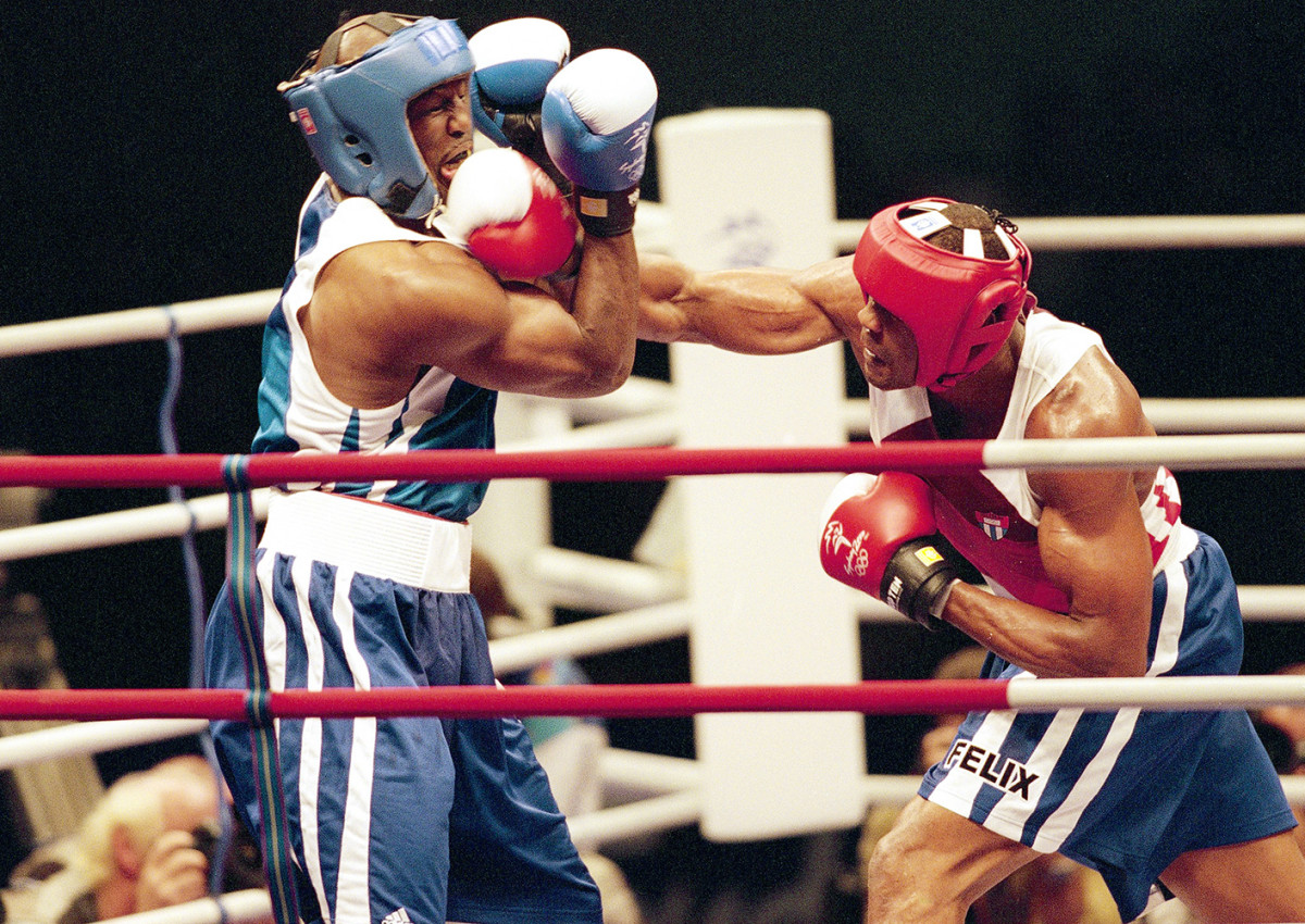 091517_Hispanic_Boxing_00011.JPG