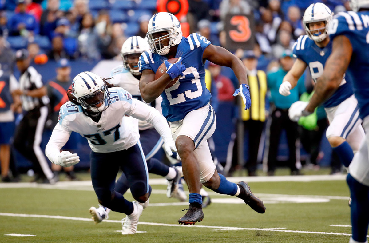 Through two knee surgeries and two shoulder surgeries, Gore has carved out a career that will merit strong consideration for Canton.