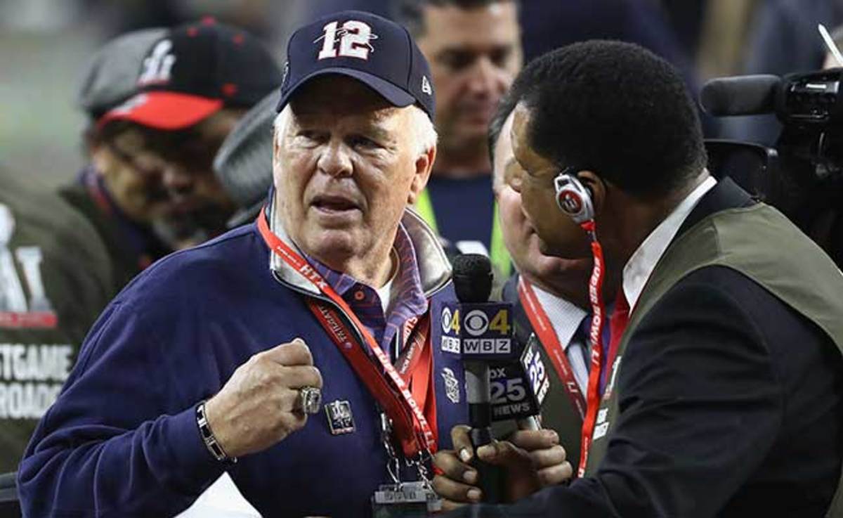 Tom Brady Sr. on the field after Super Bowl 51: ‘This one puts everything behind us.’