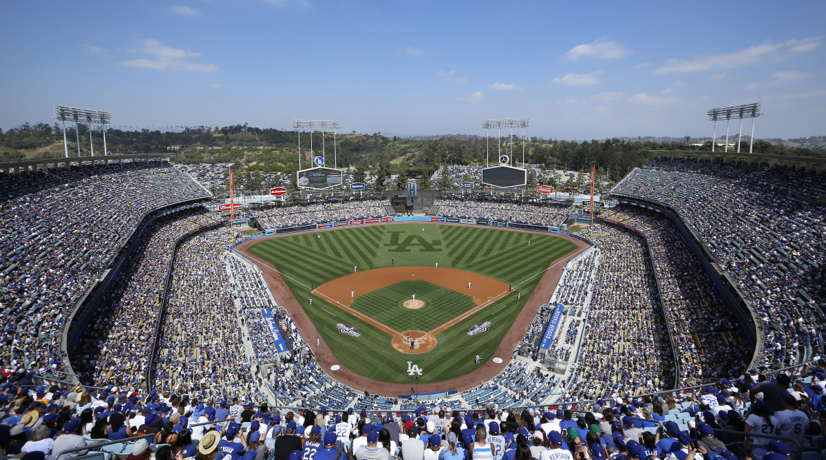 8-dodger-ballpark-food.jpeg