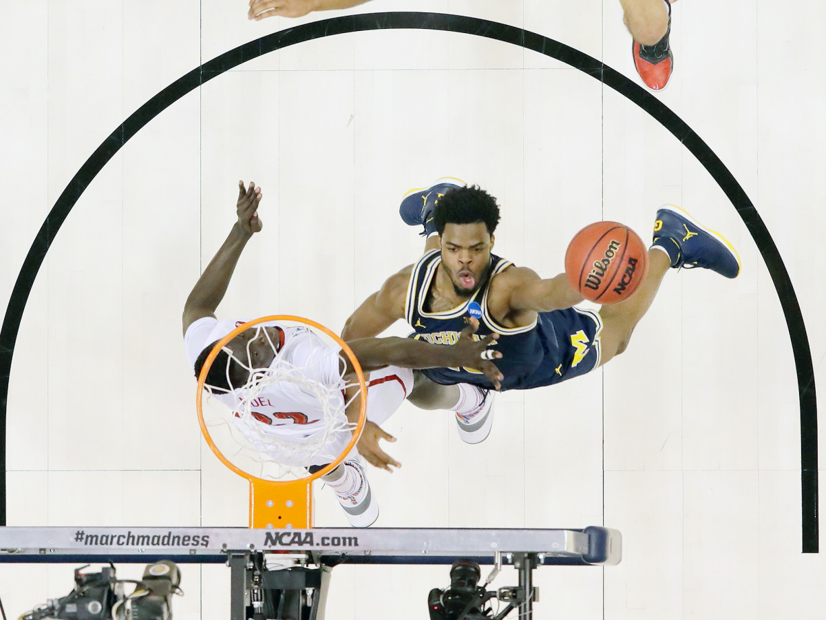 derrick-walton-michigan-louisville-ncaa-tournament-march-madness.jpg