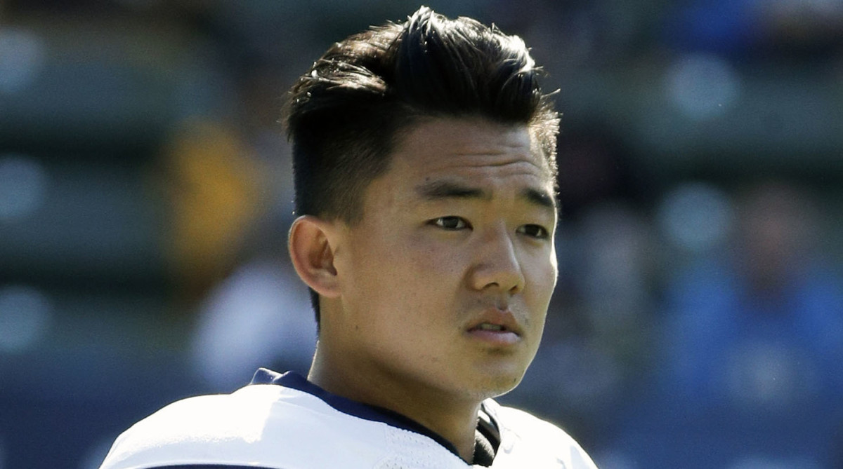 Younghoe Koo What to know about Chargers kicker Sports Illustrated
