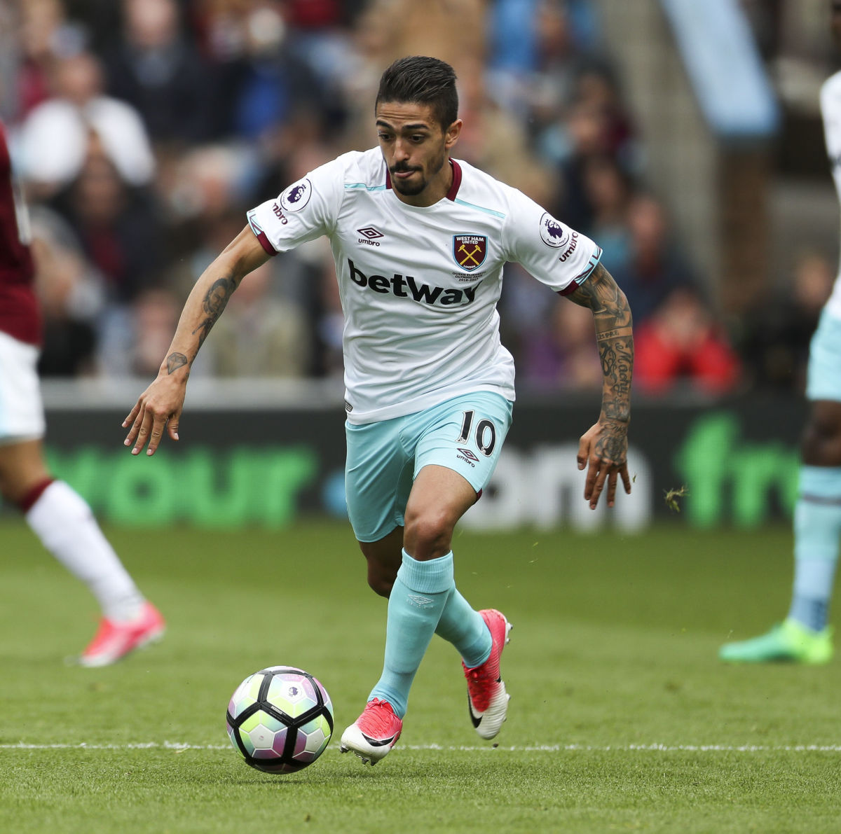 BURNLEY, ENGLAND - MAY 21: Manuel Lanzini of West Ham United during the the Premier League match between Burnley and West Ham United at Turf Moor on May 21, 2017 in Burnley, England. (Photo by Mark Robinson/Getty Images)