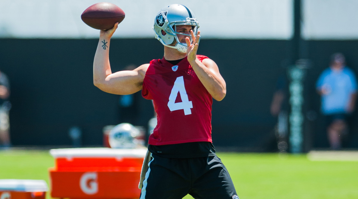 The Raiders now have quarterback Derek Carr under contract through the 2022 season.