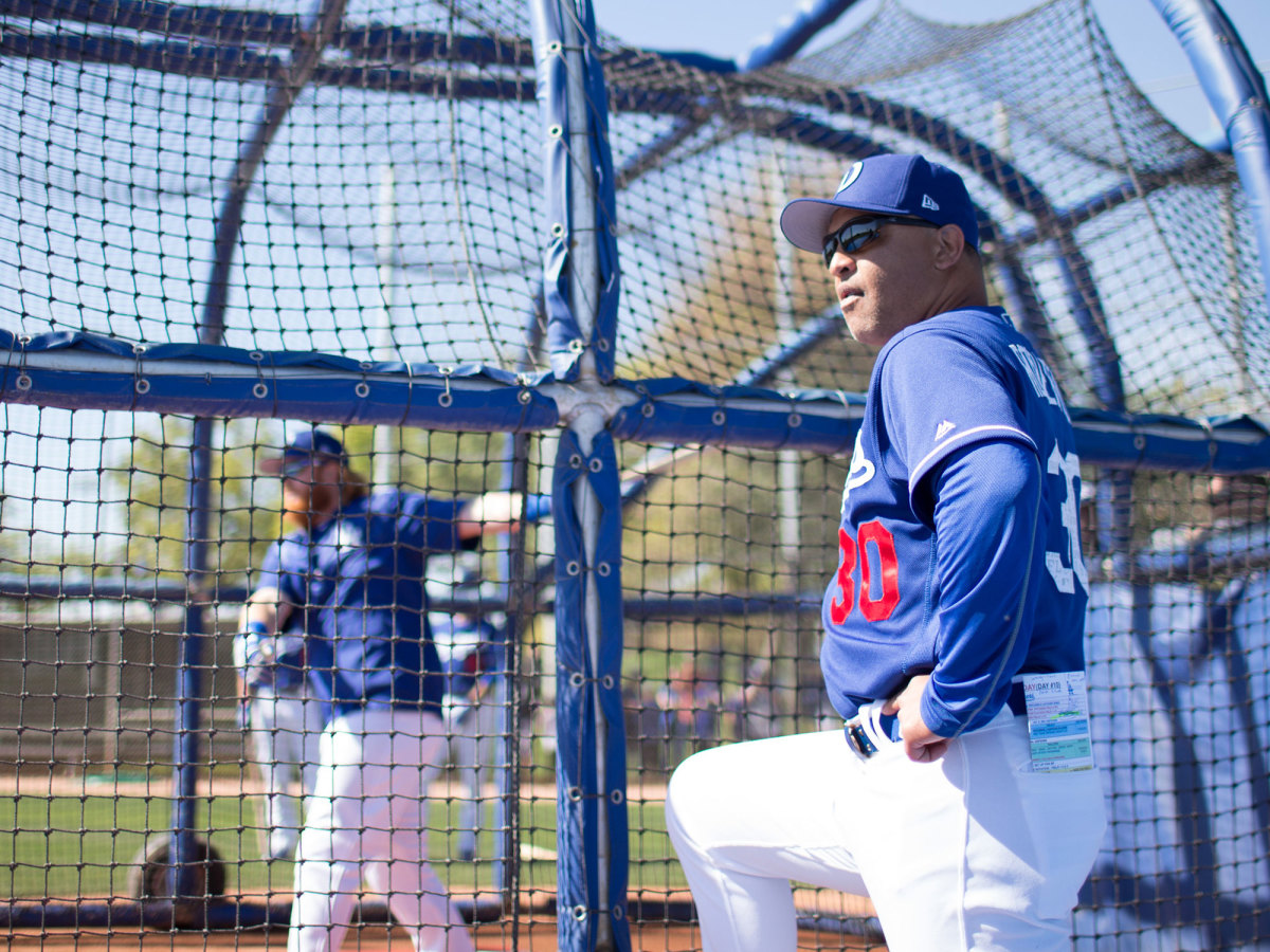 Dave Roberts becomes 1st minority manager in Dodgers history - 6abc  Philadelphia