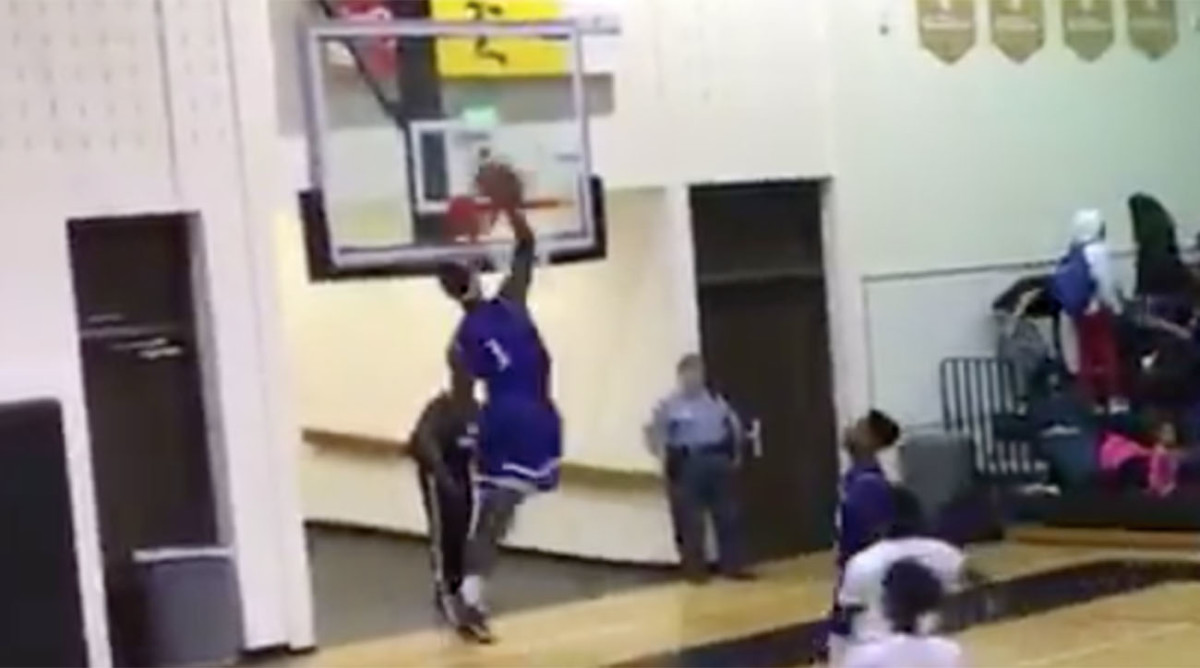 High school player breaks backboard with violent dunk Sports Illustrated