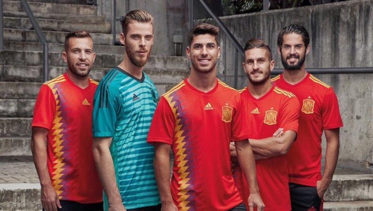 OFICIAL | Así será la polémica nueva camiseta de España para Mundial 2018 - Sports Illustrated