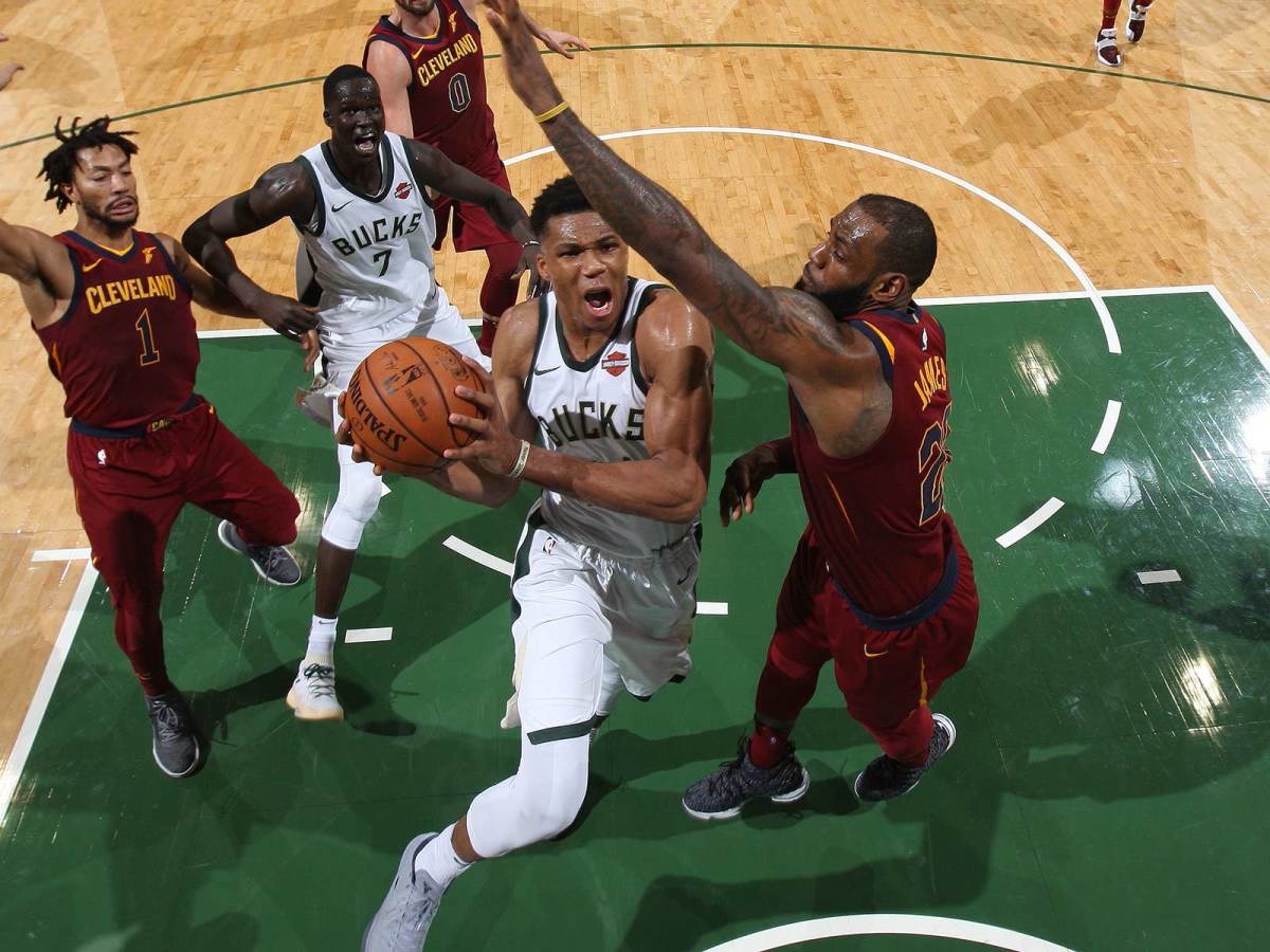 giannis-bucks-cavs.jpg