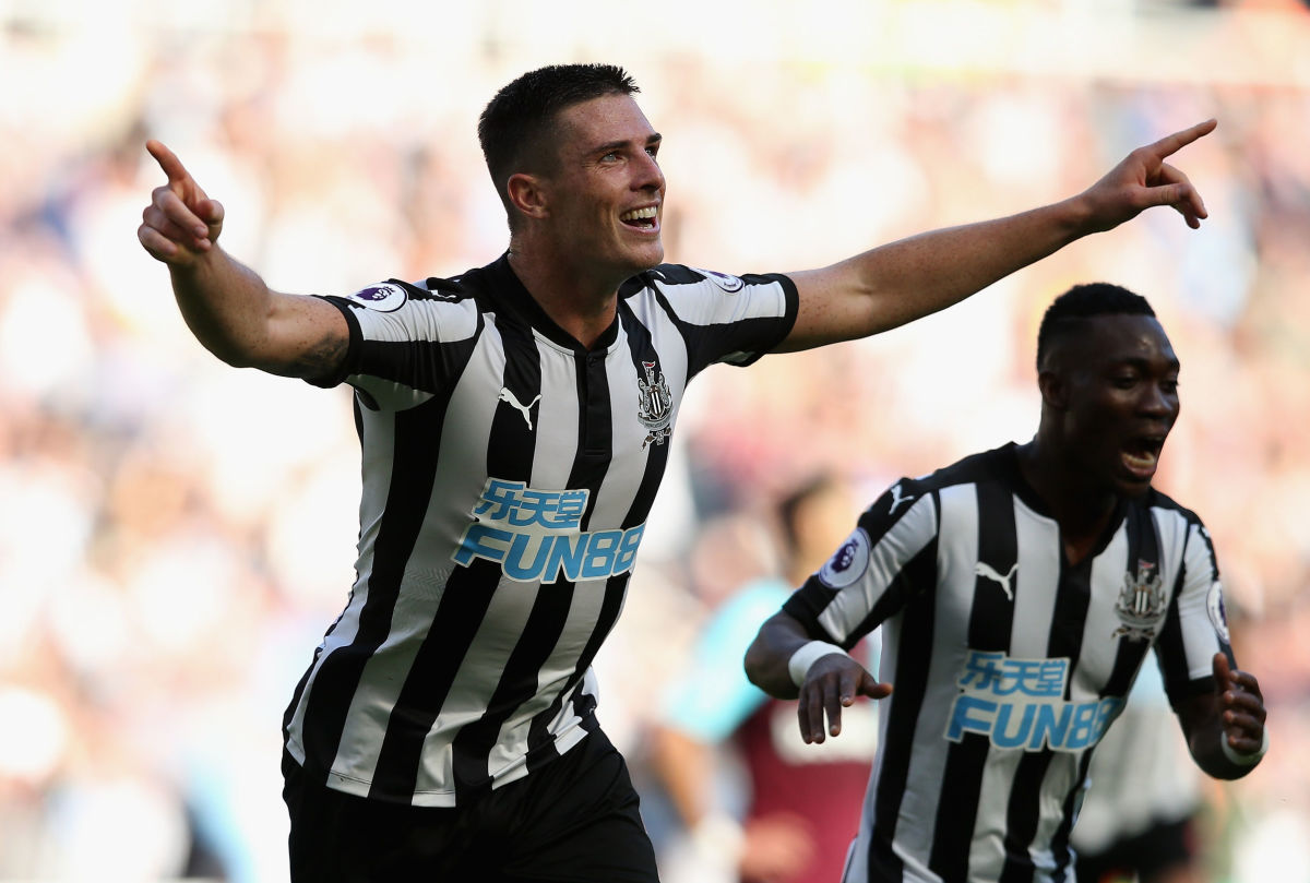 Newcastle United v West Ham United - Premier League