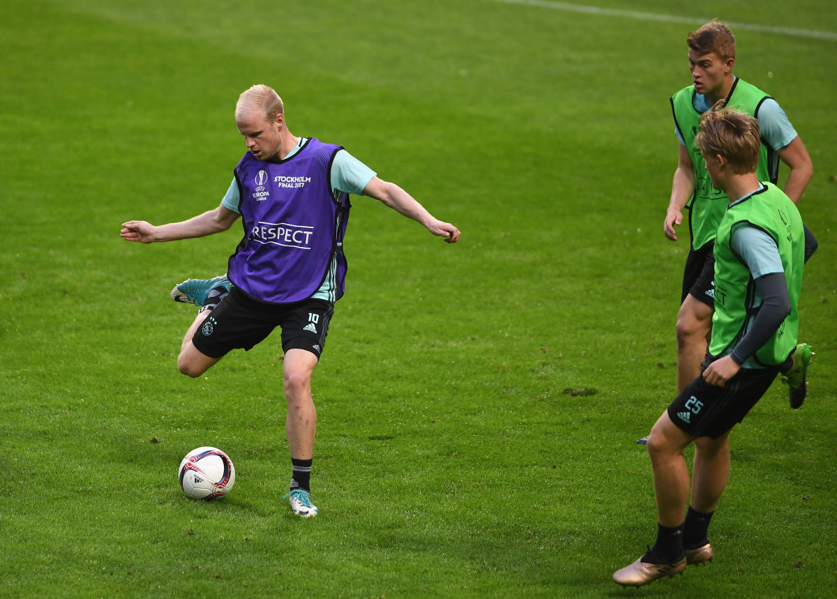 STOCKHOLM, SWEDEN - MAY 23:  Davy Klaassen of Ajax in action during a training session at The Friends Arena ahead of the UEFA Europa League Final between Ajax and Manchester United at Friends Arena on May 23, 2017 in Stockholm, Sweden.  (Photo by Mike Hewitt/Getty Images)