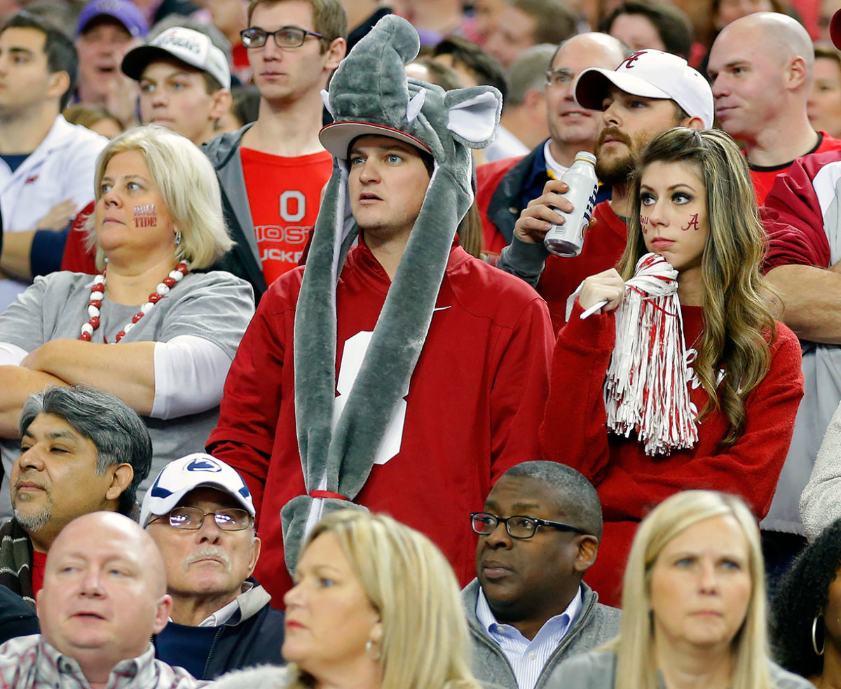 Alabama-Crimson-Tide-fans-GettyImages-630809010_master.jpg