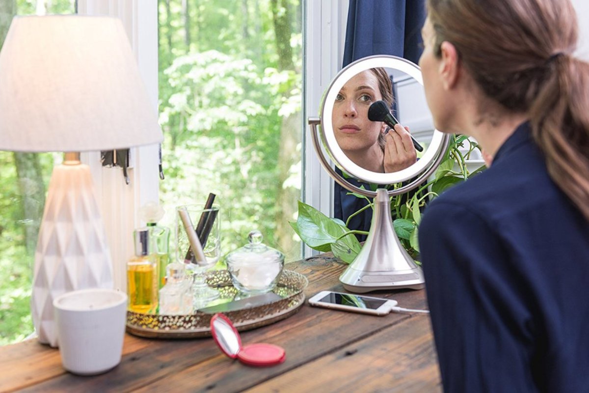 ihome-vanity-mirror.jpg