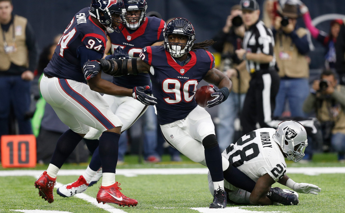 Jadeveon Clowney’s interception put the Raiders in an early hole and the Texans took advantage.