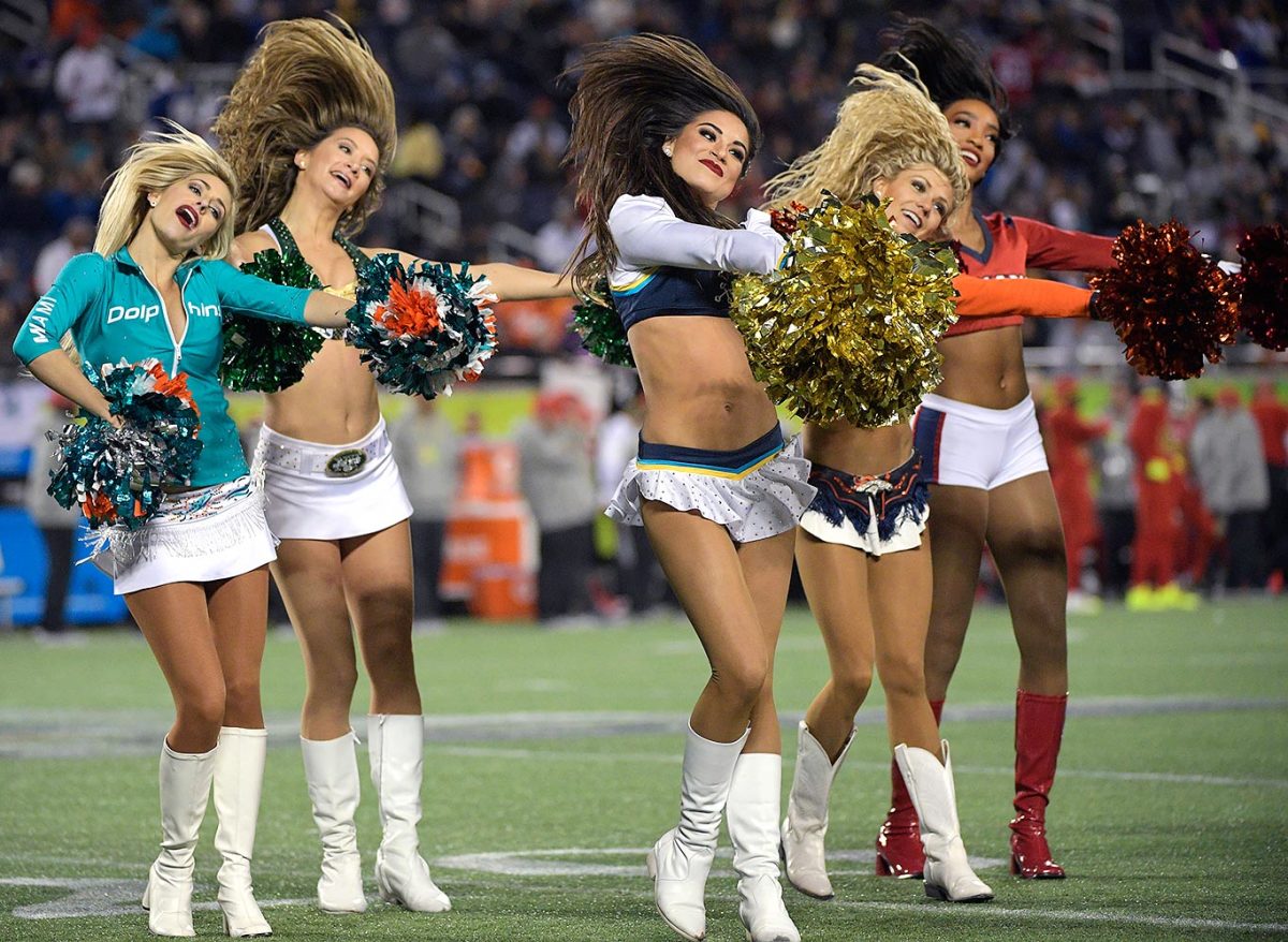 NFL-Pro-Bowl-Cheerleaders-AP_17031072920426.jpg