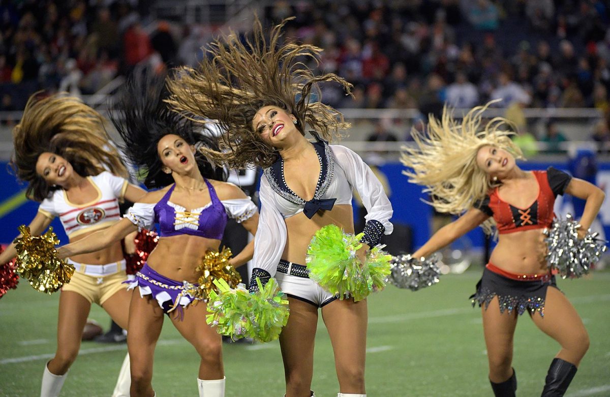 NFL-Pro-Bowl-Cheerleaders-AP_17031070880523.jpg