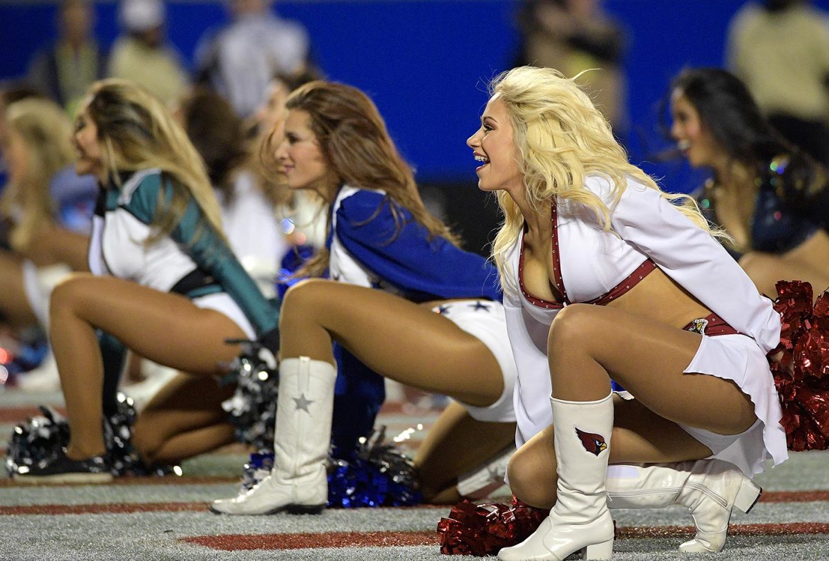 NFL-Pro-Bowl-Cheerleaders-AP_17031068907797.jpg