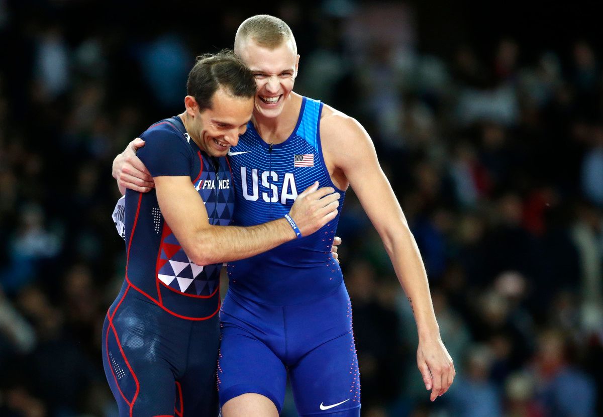 Army reservist Sam Kendricks wins pole vault gold at worlds Sports