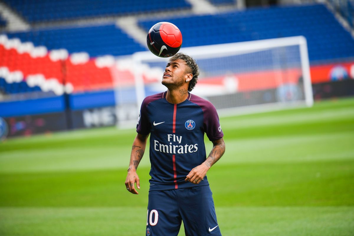 FBL-ESP-LIGA-BARCELONA-FRA-LIGUE1-PSG-NEYMAR